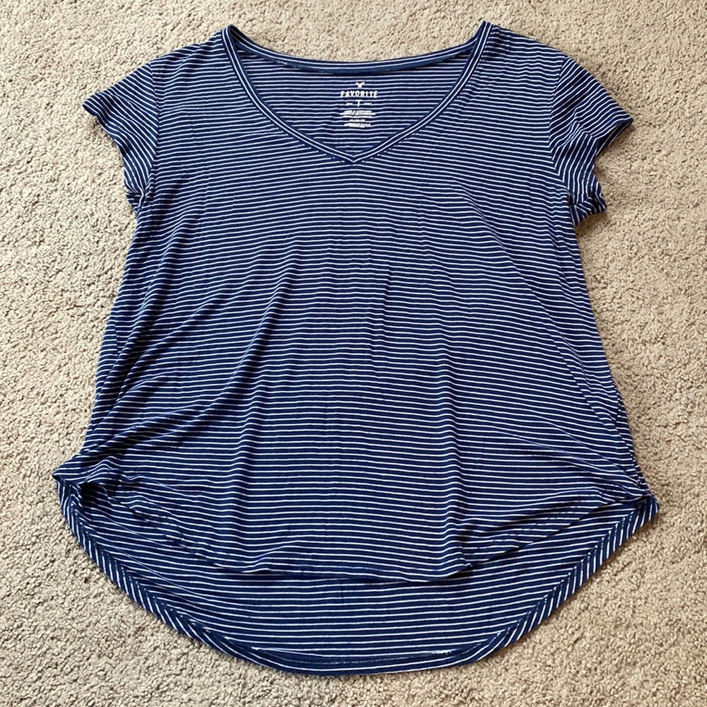 American Eagle “Favorite T”